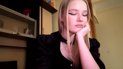 Kristie online show from 02/28/26, 12:11