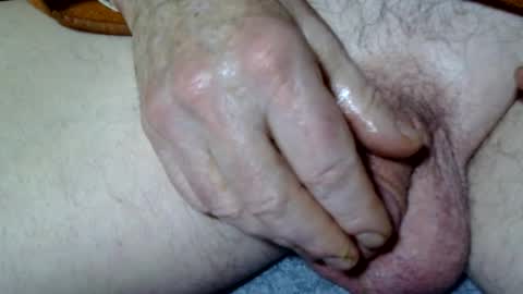 Snapshot of seeus24 chatting on 02/16/25, 08:21 seeus24 online show from 02/16/25, 08:21