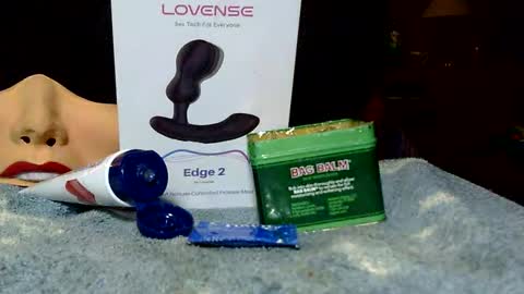 Snapshot of seeus24 chatting on 02/18/25, 11:08 seeus24 online show from 02/18/25, 11:08