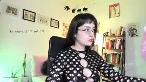 Snapshot of segismunda chatting on 07/14/26, 11:16 Luciana online show from 07/14/26, 11:16