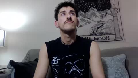 Snapshot of seitans_curse666 chatting on 03/08/25, 04:23 seitans curse666 online show from 03/08/25, 04:23