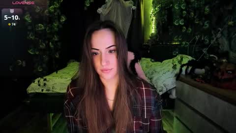 Snapshot of selby_paine chatting on 10/31/25, 01:56 Selby online show from 10/31/25, 01:56