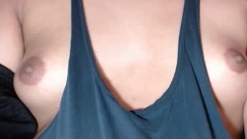 Snapshot of selda_ chatting on 12/30/24, 06:38 Selda online show from 12/30/24, 06:38