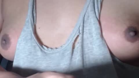 Snapshot of selda_ chatting on 11/27/25, 11:23 Selda online show from 11/27/25, 11:23