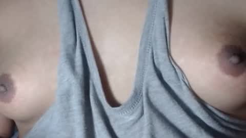 Snapshot of selda_ chatting on 12/13/25, 10:15 Selda online show from 12/13/25, 10:15