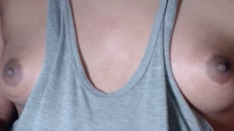 Snapshot of selda_ chatting on 03/04/26, 12:22 Selda online show from 03/04/26, 12:22