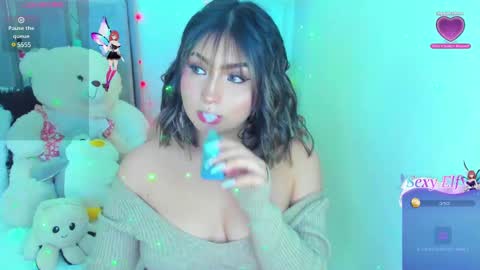 Snapshot of sele_star chatting on 01/18/25, 02:36 Selena online show from 01/18/25, 02:36