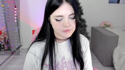 Snapshot of selena___cute chatting on 12/20/24, 08:17 Selena  online show from 12/20/24, 08:17