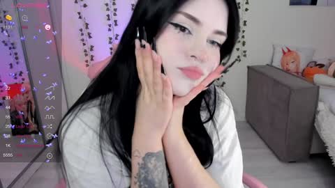 Snapshot of selena___cute chatting on 01/23/25, 05:02 Selena  online show from 01/23/25, 05:02