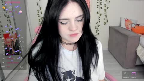 Snapshot of selena___cute chatting on 01/28/25, 08:14 Selena  online show from 01/28/25, 08:14