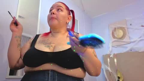 Selena online show from 10/10/25, 12:37