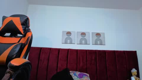 Selena online show from 10/22/25, 12:05