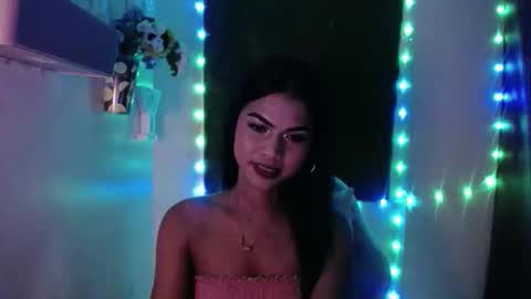 Snapshot of selena_fox2000 chatting on 04/18/26, 10:41 selena_fox2000 online show from 04/18/26, 10:41
