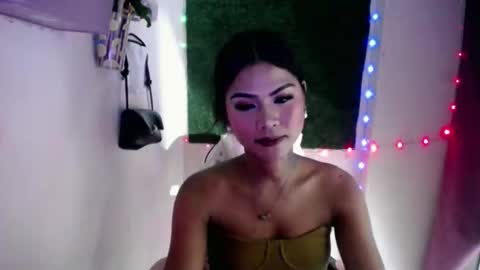 Snapshot of selena_fox2000 chatting on 04/22/26, 05:36 selena_fox2000 online show from 04/22/26, 05:36