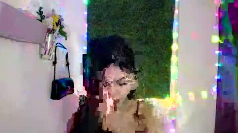 Snapshot of selena_fox2000 chatting on 04/24/26, 12:51 selena_fox2000 online show from 04/24/26, 12:51