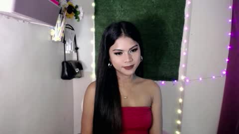 Snapshot of selena_fox2000 chatting on 04/25/26, 02:36 selena_fox2000 online show from 04/25/26, 02:36