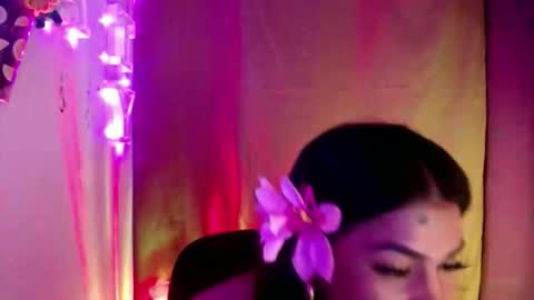 Snapshot of selena_fox2000 chatting on 05/13/26, 06:44 selena_fox2000 online show from 05/13/26, 06:44