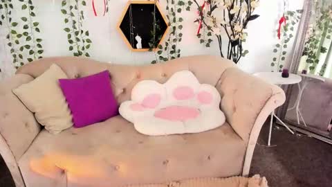 Selena online show from 03/04/26, 01:50