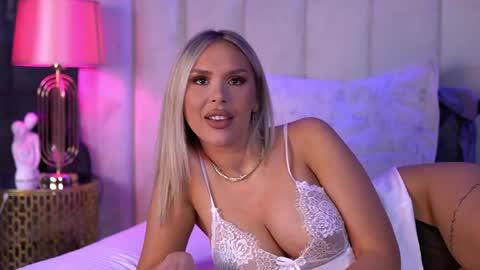 Snapshot of selena_voss chatting on 04/11/26, 07:02 Selena online show from 04/11/26, 07:02