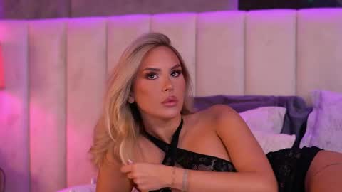 Snapshot of selena_voss chatting on 04/18/26, 07:56 Selena online show from 04/18/26, 07:56