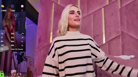 Selena online show from 11/19/25, 05:07