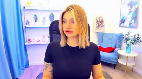 selenaemoore online show from 05/16/26, 06:50