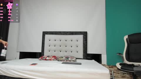  Selena  online show from 01/18/25, 10:06