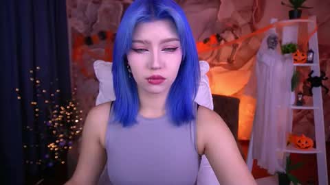 Snapshot of selenairis chatting on 11/01/25, 09:28 selenairis online show from 11/01/25, 09:28