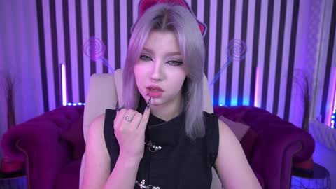 selenairis online show from 05/16/26, 10:41