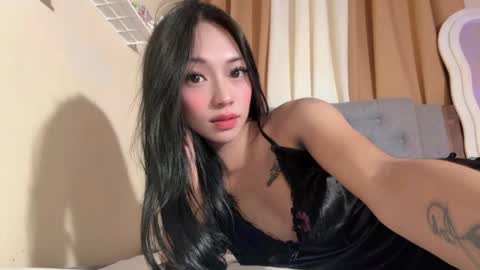 Snapshot of selenareyes chatting on 11/10/25, 01:54 JC online show from 11/10/25, 01:54