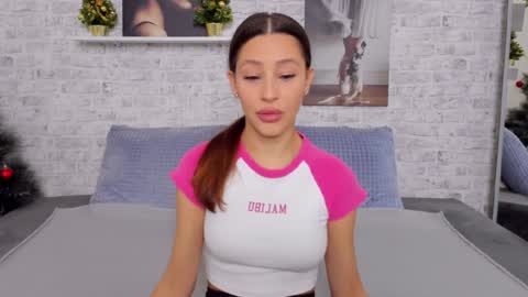 Selena online show from 12/23/24, 08:33