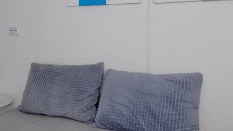 Selena online show from 11/15/25, 07:49