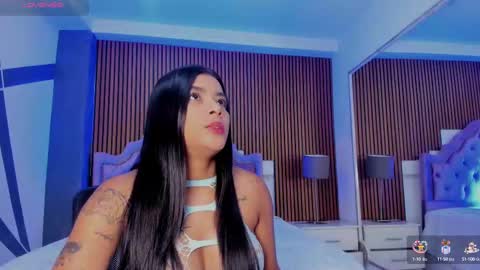 selenastonne online show from 09/30/25, 08:25