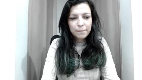 Snapshot of selene_3 chatting on 09/21/25, 02:35 Selene online show from 09/21/25, 02:35