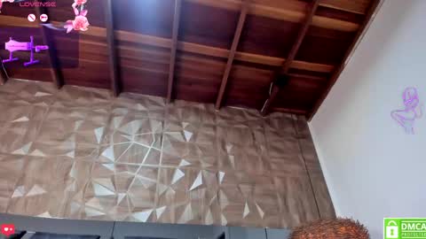 Snapshot of selene__lopez_ chatting on 04/21/26, 01:42 selene__lopez_ online show from 04/21/26, 01:42