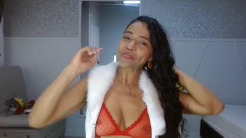 Selene online show from 03/12/26, 02:34