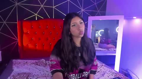 Snapshot of selene_rushe chatting on 04/21/26, 02:23 selene rushe online show from 04/21/26, 02:23