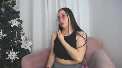 selene_swee online show from 01/05/26, 11:41