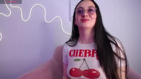 Snapshot of selene_swee chatting on 07/09/26, 06:56 selene_swee online show from 07/09/26, 06:56