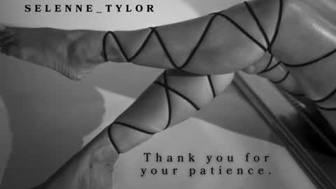 Snapshot of selene_tylor_ chatting on 06/30/26, 07:37 Selene online show from 06/30/26, 07:37