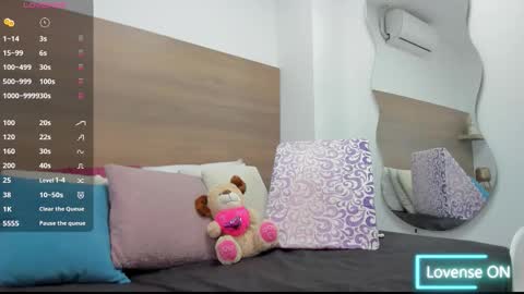 selene online show from 03/18/26, 07:06