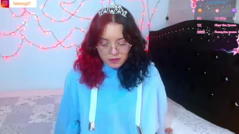 Snapshot of seleneg chatting on 04/16/26, 02:01 Selene G online show from 04/16/26, 02:01