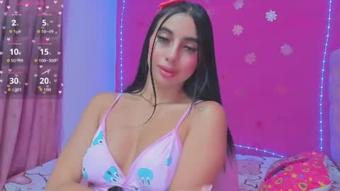 Snapshot of selenevosse_ chatting on 04/25/26, 04:04 Selenevosse online show from 04/25/26, 04:04