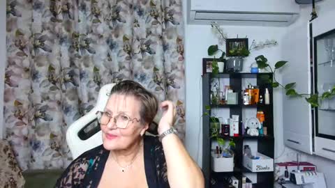 Selenna online show from 12/18/24, 02:10