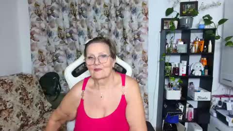 Selenna online show from 12/19/24, 01:39