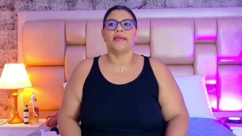 Snapshot of selennacooper chatting on 04/18/26, 11:47 Selenna Cooper online show from 04/18/26, 11:47