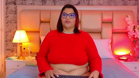 Snapshot of selennacooper chatting on 05/16/26, 11:53 Selenna Cooper online show from 05/16/26, 11:53