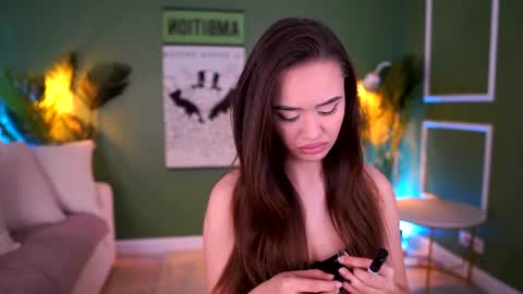 Snapshot of selennevoss chatting on 07/23/26, 10:13 Selenne online show from 07/23/26, 10:13