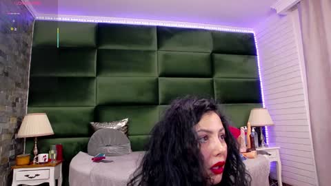 Snapshot of selensummer chatting on 02/05/25, 07:39 Selen online show from 02/05/25, 07:39