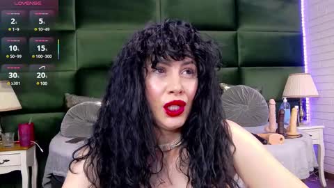 Snapshot of selensummer chatting on 02/26/25, 06:47 Selen online show from 02/26/25, 06:47